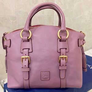RARE Dooney & Bourke Mauve Florentine Bristol NWOT